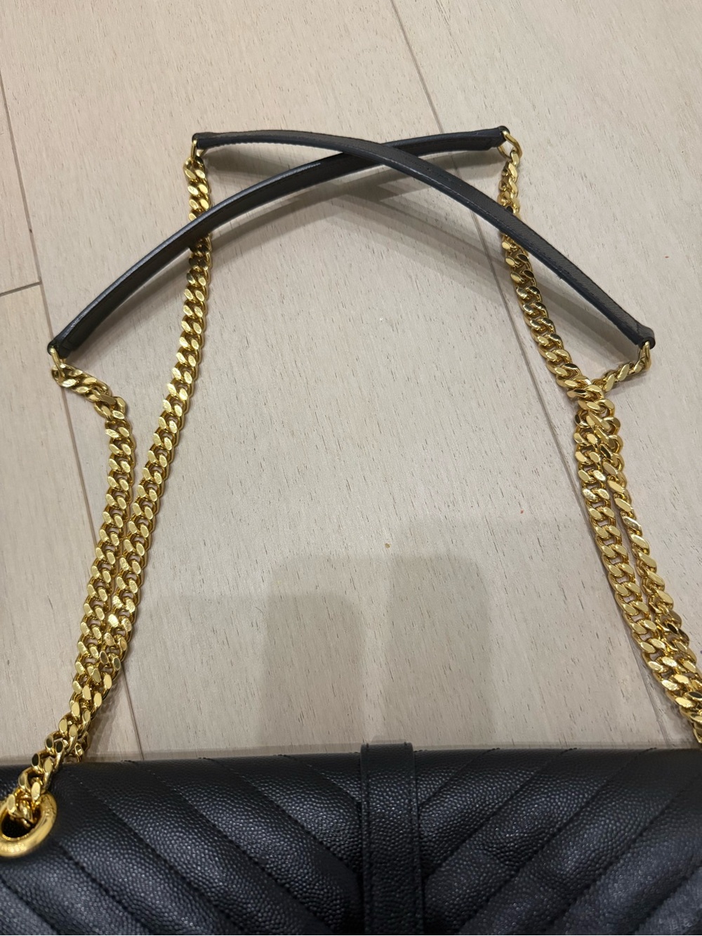 YSL, SAINT LAURENT ENVELOPE LARGE BAG IN MATELASSÉ LEATHER - Picture 4 of 9